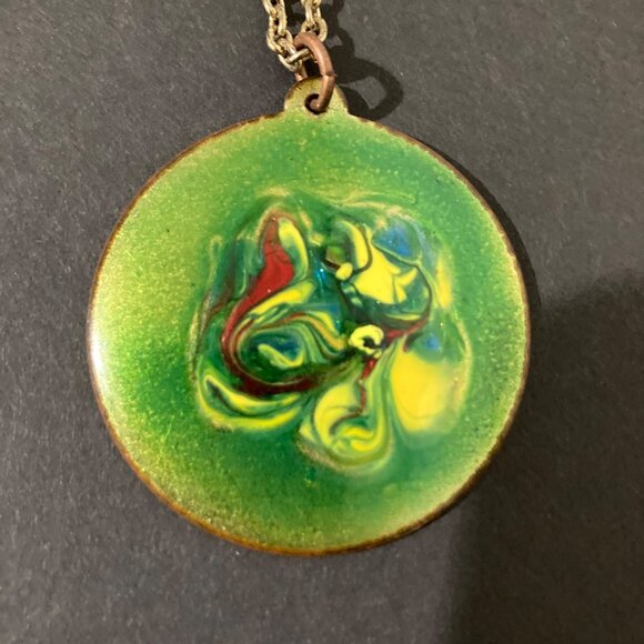 Vintage Green Swirl Enamel On Copper Pendant Necklace With Gold-Tone Chain - Picture 2 of 5